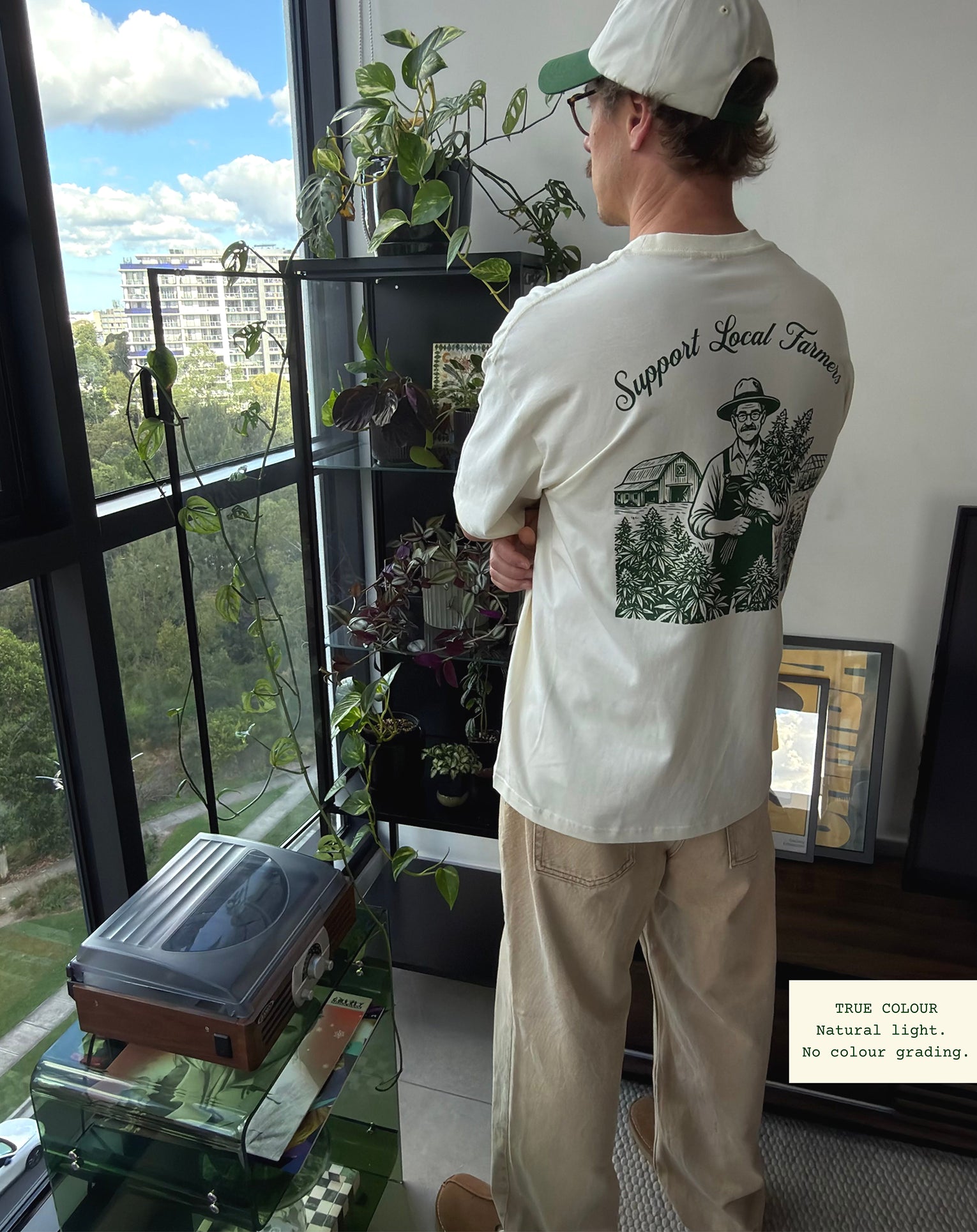THE FARMER Oversized Tee