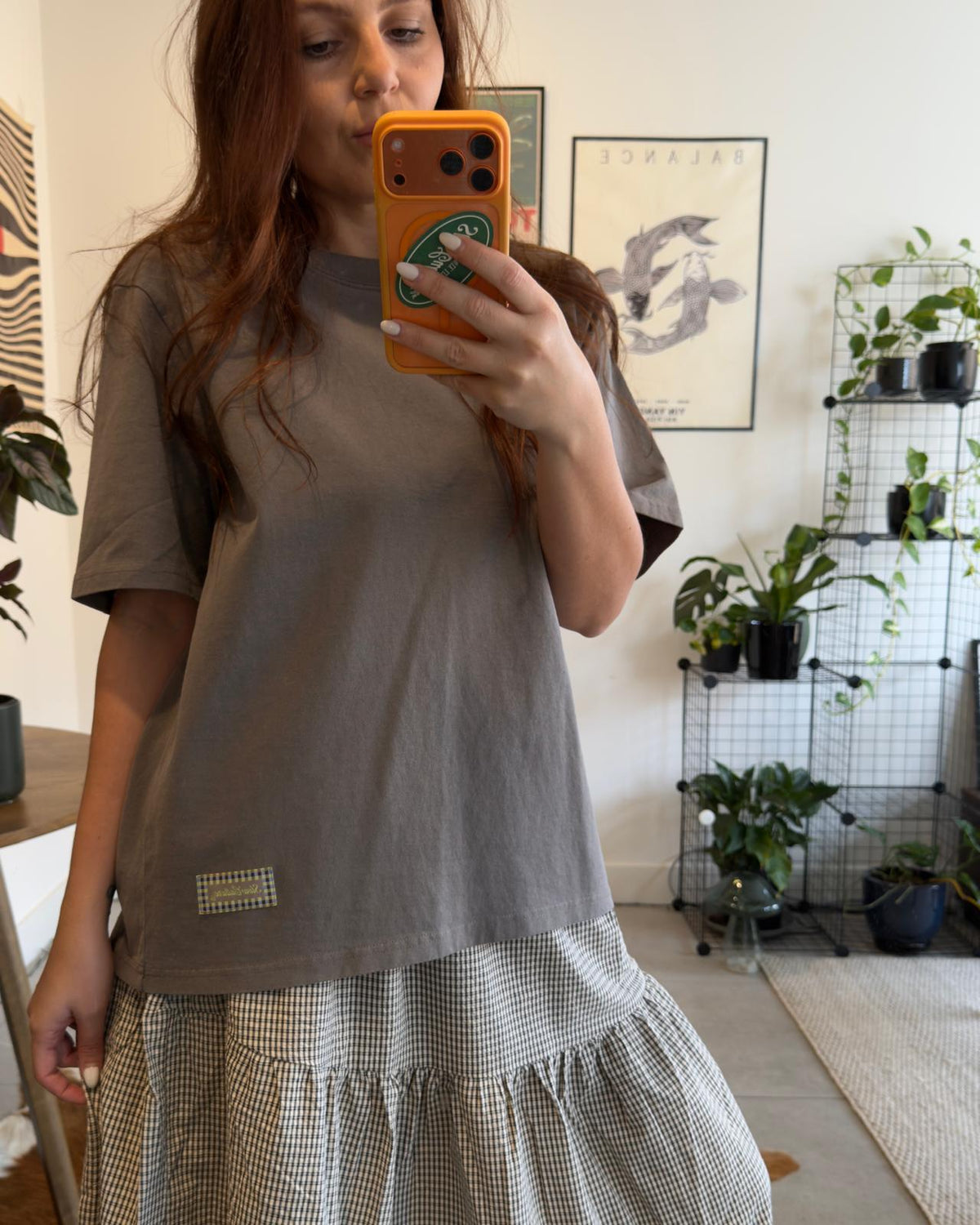 THE ESSENTIAL Women's Faded Tee - Mushroom