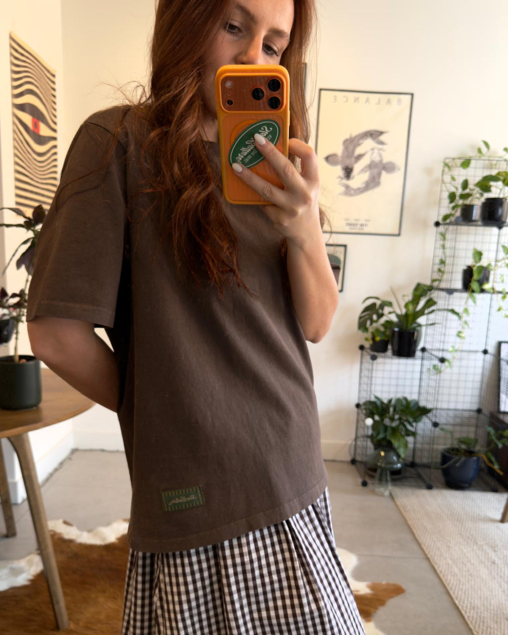 THE ESSENTIAL Women's Faded Tee - Earth