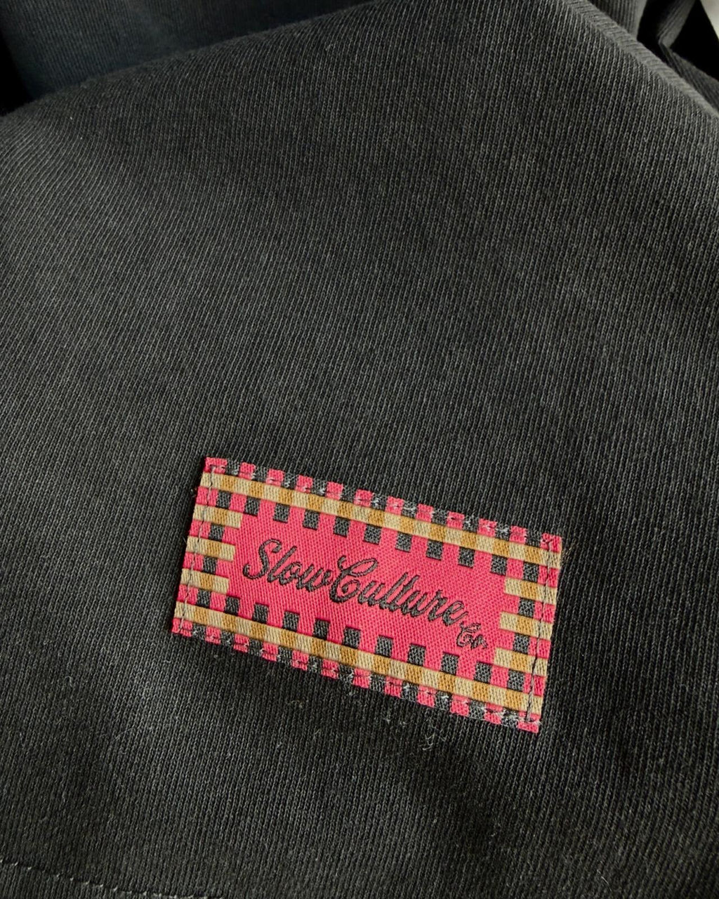 THE ESSENTIAL Women's Faded Tee - Rock