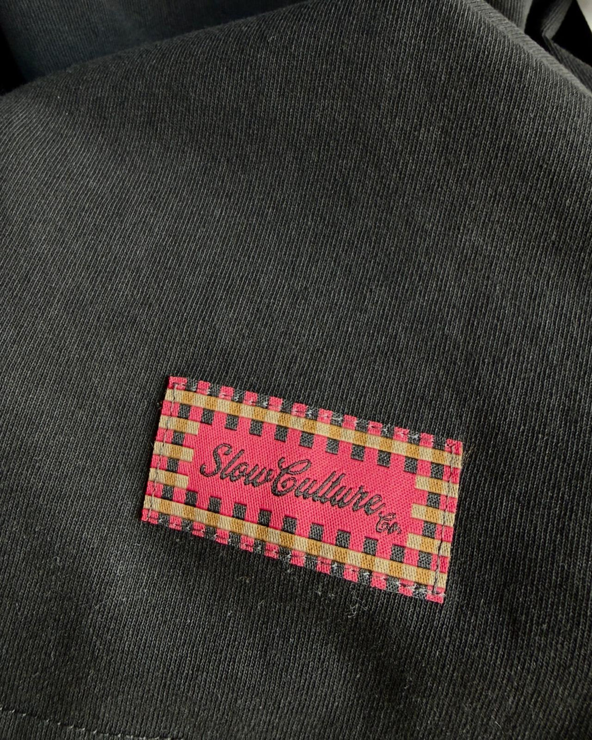 THE ESSENTIAL Women's Faded Tee - Rock